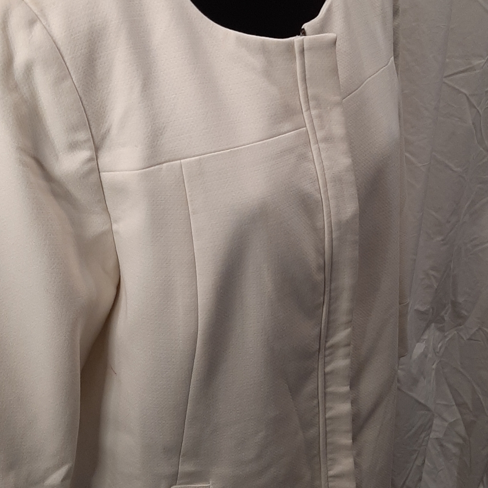 Jacket - Picture 2 of 5